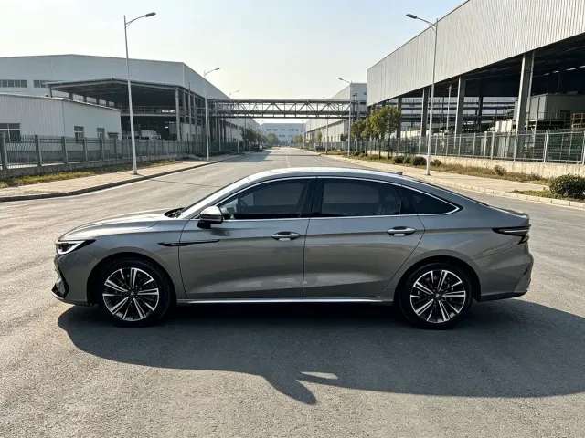 Chery Arrizo 8 — Фото автомобиля 4