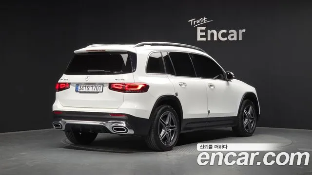 Mercedes-Benz GLB-Class — Фото автомобиля 2