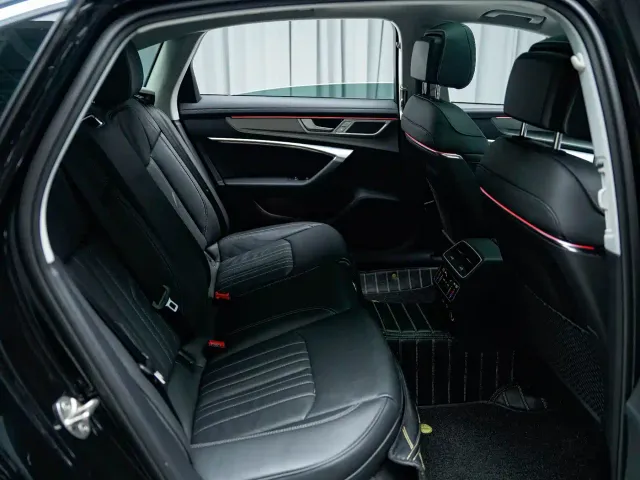 Audi A6L — Фото автомобиля 11