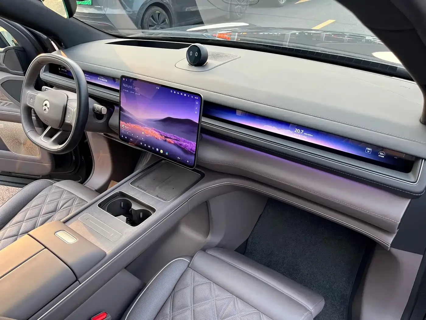 NIO NIO ES8 2025 Base Model — Фото автомобиля 28