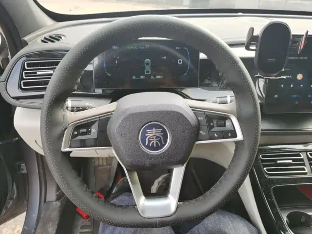 BYD Qin PLUS — Фото автомобиля 10