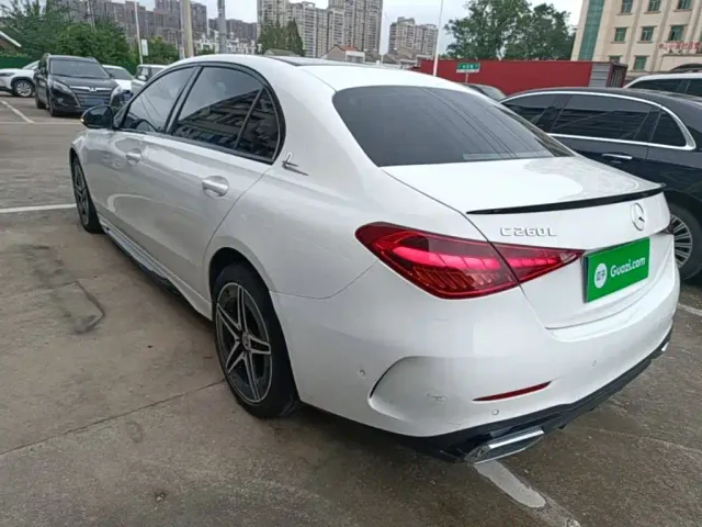 Mercedes-Benz C-Class — Фото автомобиля 4