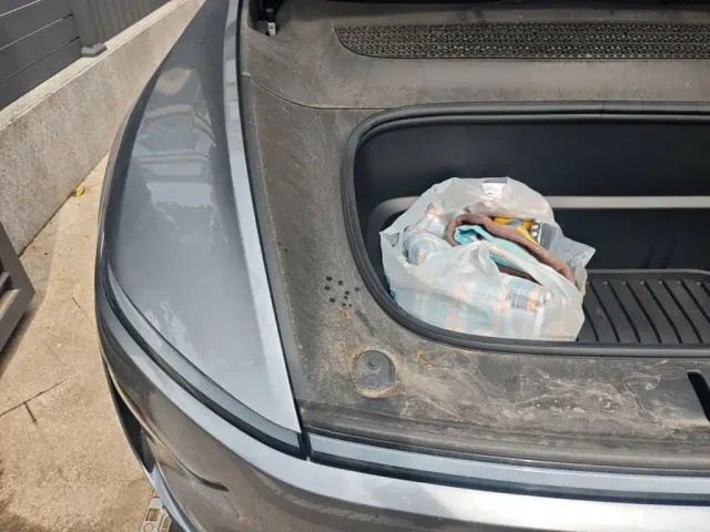 Tesla Model Y — Фото автомобиля 21