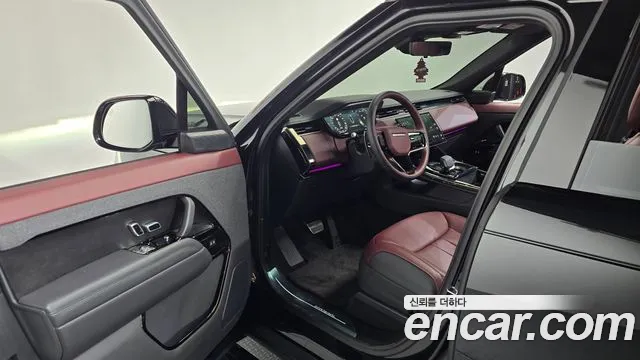 Land Rover Range Rover Sport — Фото автомобиля 9