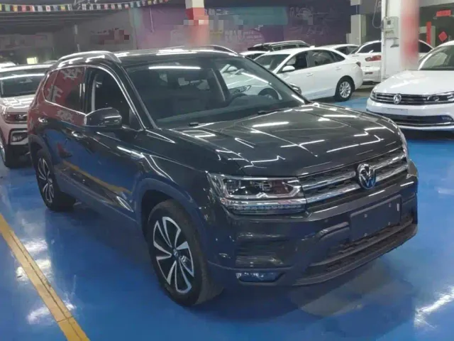 Volkswagen Tharu — Фото автомобиля 3