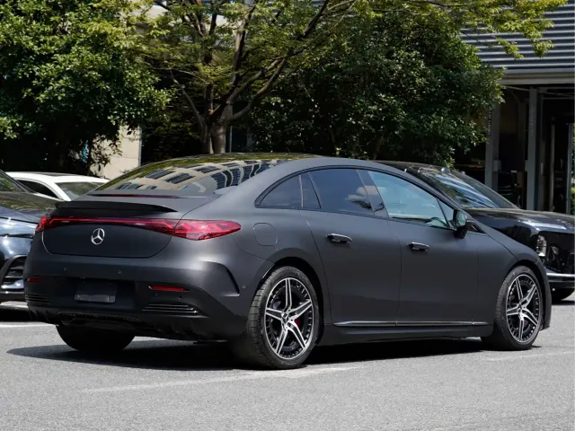 Mercedes-Benz EQE AMG — Фото автомобиля 4