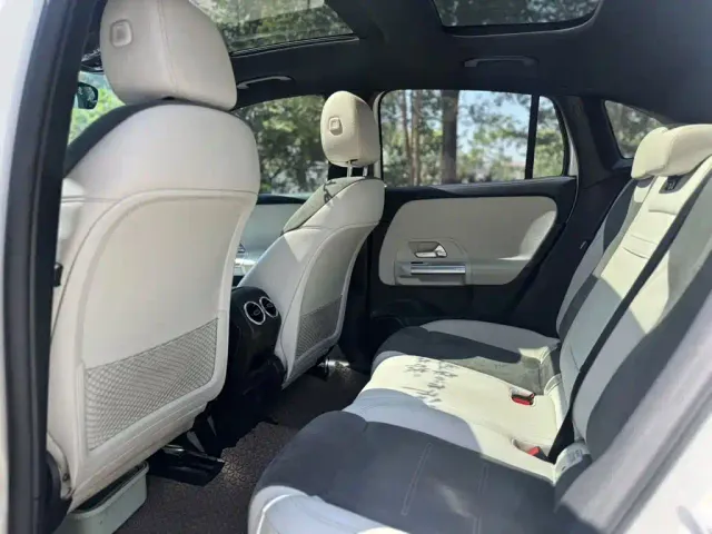 Mercedes-Benz EQA — Фото автомобиля 5
