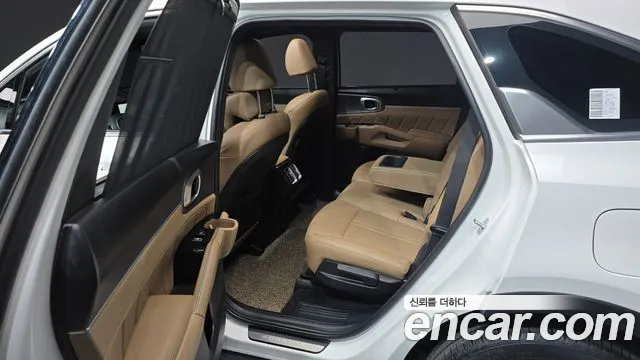 Kia Sorento Новый Sorento 4 поколение Бензин 2.5T 4WD — Фото автомобиля 24