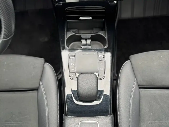 Mercedes-Benz A-Class — Фото автомобиля 18