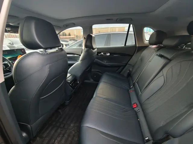 Geely Galaxy E5 — Фото автомобиля 5