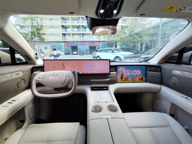 IM Motors LS6 — Фото автомобиля 5