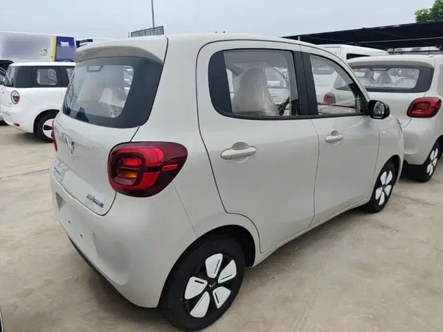 Wuling Hongguang Mini EV — Фото автомобиля 6