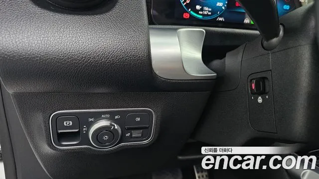 Mercedes-Benz EQB X243 — Фото автомобиля 28