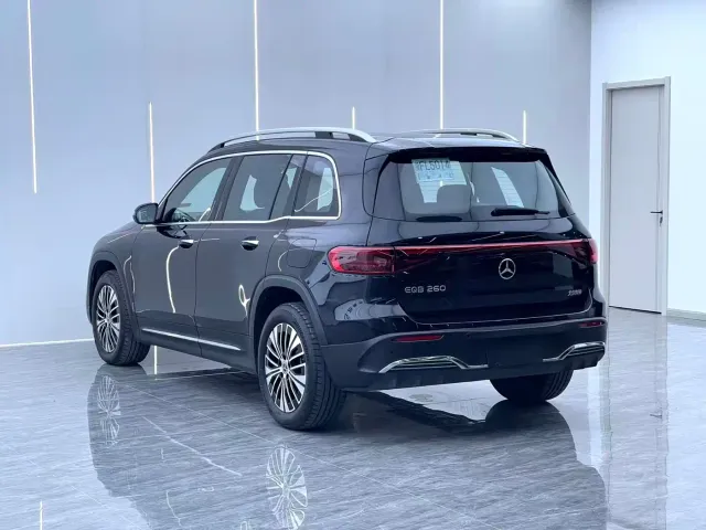 Mercedes-Benz EQB — Фото автомобиля 14