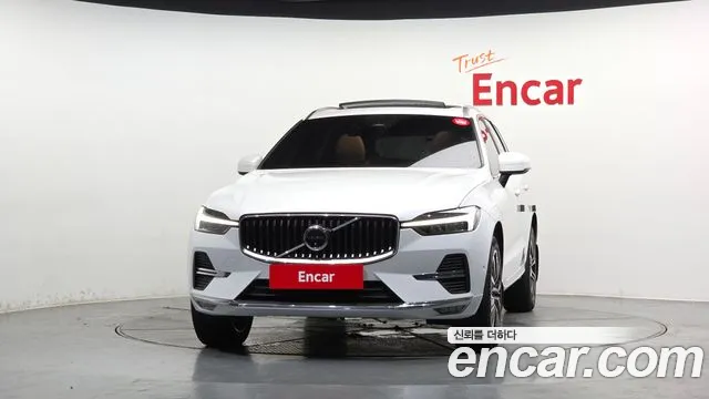 Вольво XC60 — Фото автомобиля 3