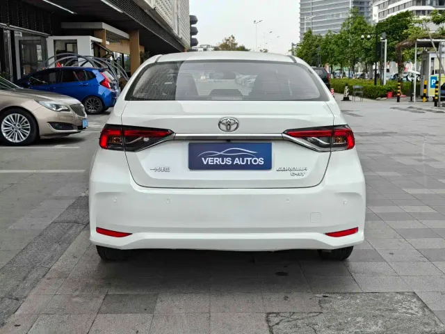 Toyota Corolla — Фото автомобиля 13