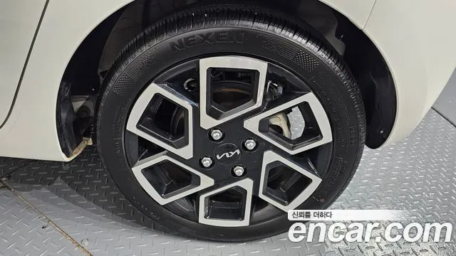 Kia RAY Новый Kia Ray Prestige — Фото автомобиля 21