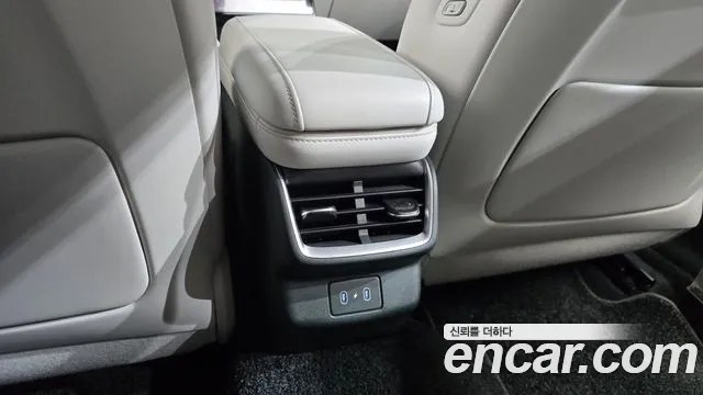 Hyundai Grandeur — Фото автомобиля 8