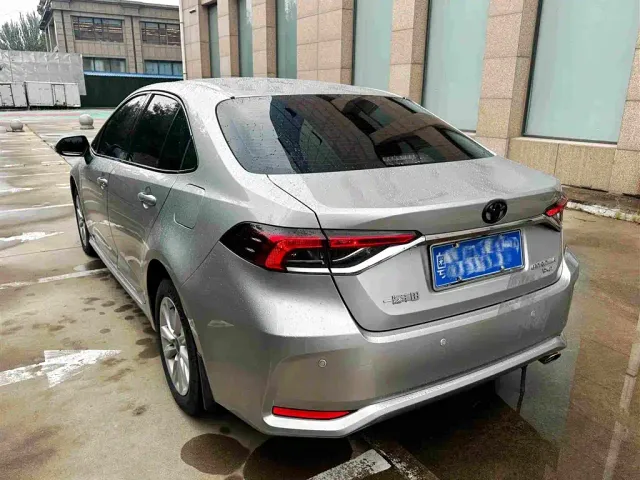Toyota Corolla — Фото автомобиля 11