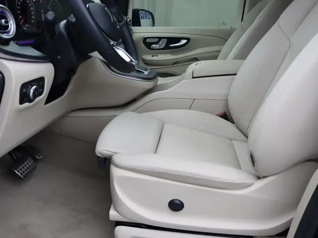 Mercedes-Benz V-Class — Фото автомобиля 5