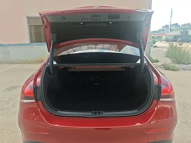 Mercedes-Benz A-Class — Фото автомобиля 14