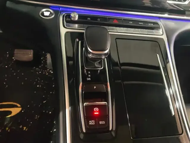 GAC Trumpchi M8 — Фото автомобиля 16