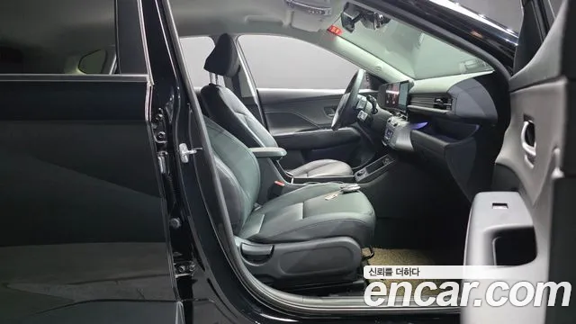 Hyundai Kona SX2 — Фото автомобиля 16