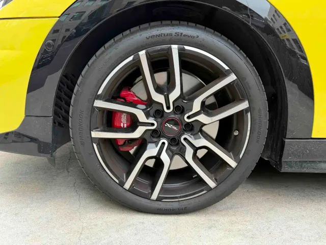 MINI John Cooper Works — Фото автомобиля 6