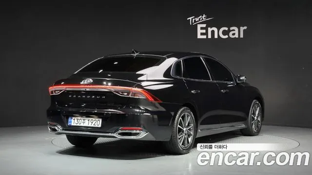 Hyundai Grandeur Новый Grandeur IG — Фото автомобиля 2