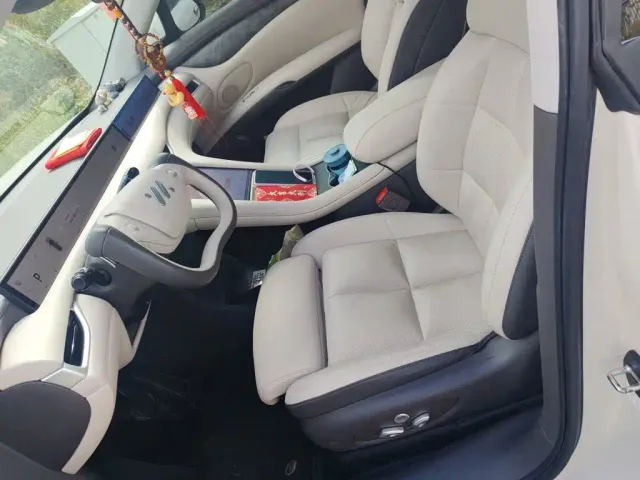 IM Motors LS6 — Фото автомобиля 7