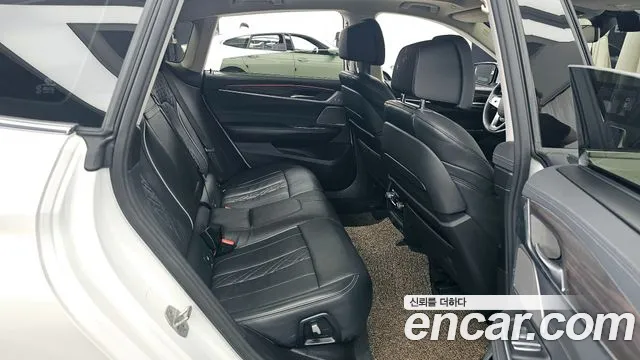 BMW Gran Turismo — Фото автомобиля 12