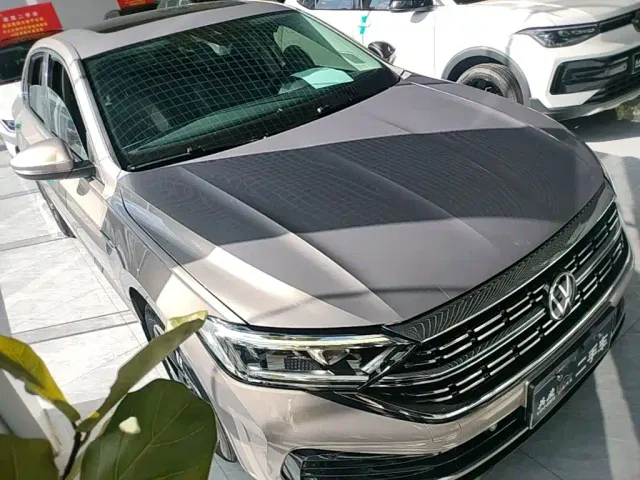 Volkswagen Sagitar — Фото автомобиля 3