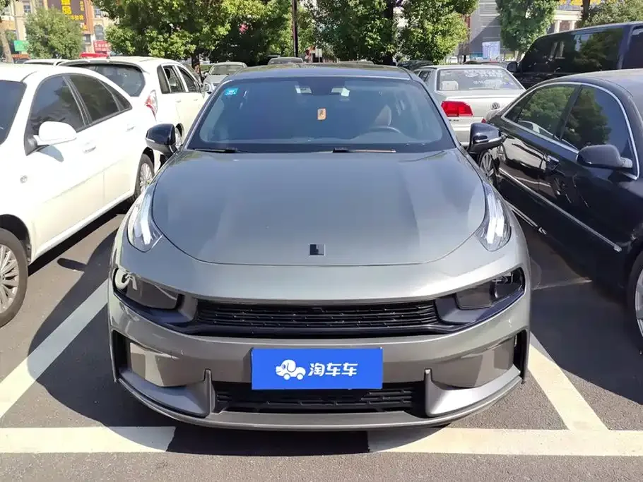 Lynk & Co Lynk & Co 03 2022 2.0TD DCT Power Plus — Фото автомобиля 2