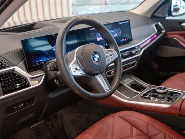 BMW X5 — Фото автомобиля 12