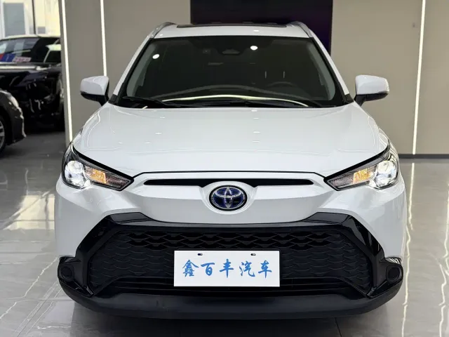 Toyota Frontlander — Фото автомобиля 2