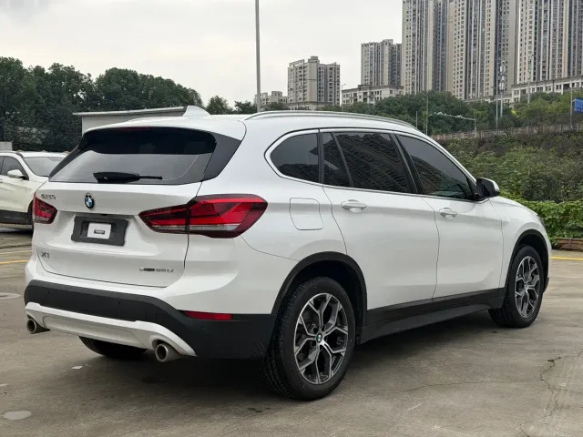 BMW X1 — Фото автомобиля 13