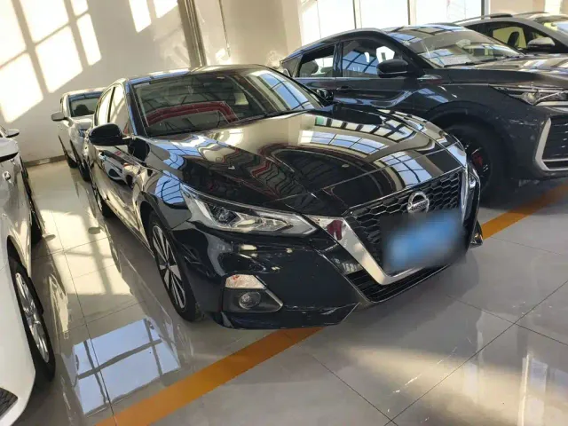 Nissan Teana — Фото автомобиля 9