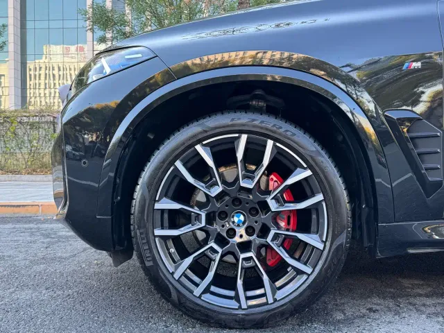 BMW X5 — Фото автомобиля 6