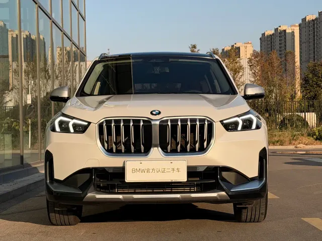 BMW X1 — Фото автомобиля 5
