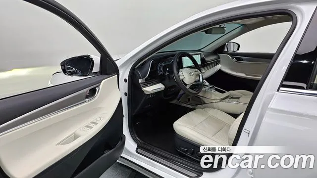 Hyundai Grandeur Новый Grandeur IG — Фото автомобиля 10