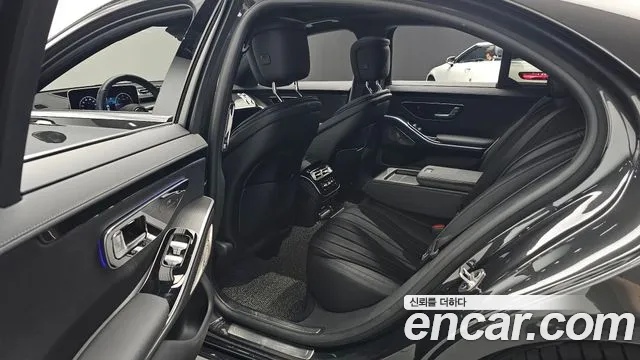 Mercedes-Benz S-Class S-класс W223 — Фото автомобиля 11