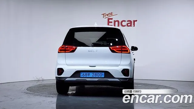 Kia Niro Niro Plus Earth — Фото автомобиля 4