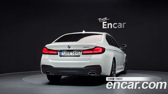 BMW 5-Series — Фото автомобиля 2