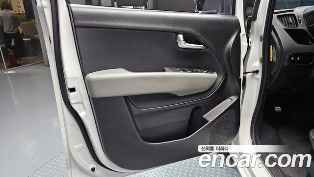 Kia RAY Новый Kia Ray Signature — Фото автомобиля 23