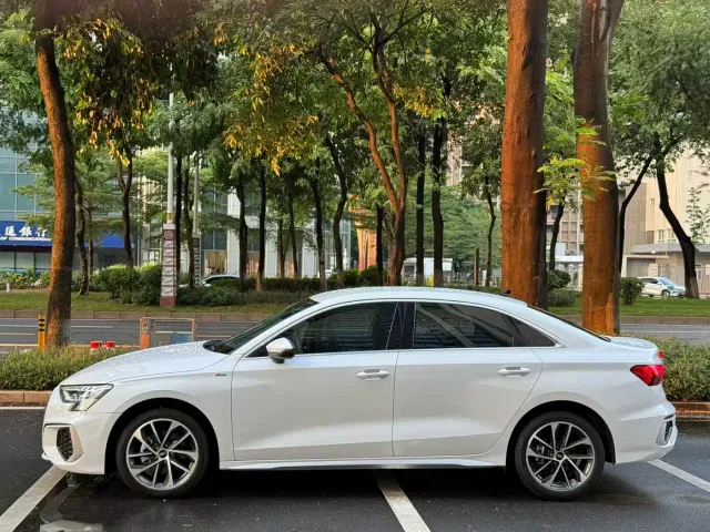 Audi A3 — Фото автомобиля 3