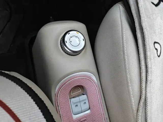 Wuling Hongguang Mini EV — Фото автомобиля 6