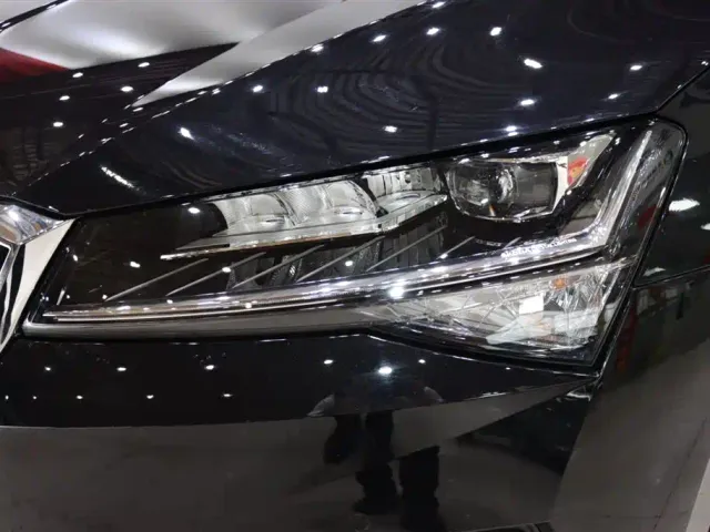 Skoda Superb — Фото автомобиля 7