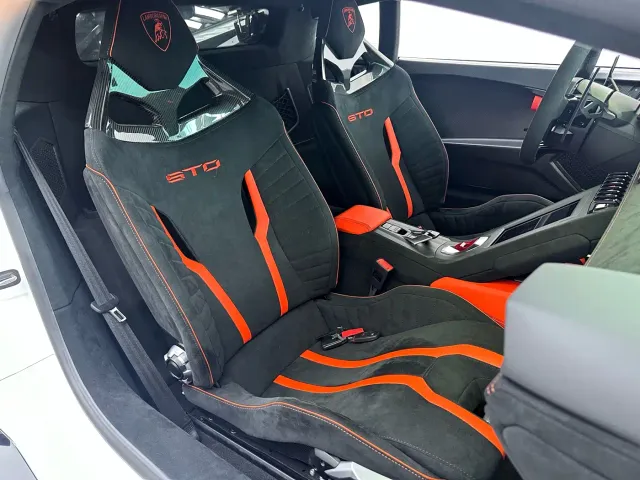 Lamborghini Huracan — Фото автомобиля 15