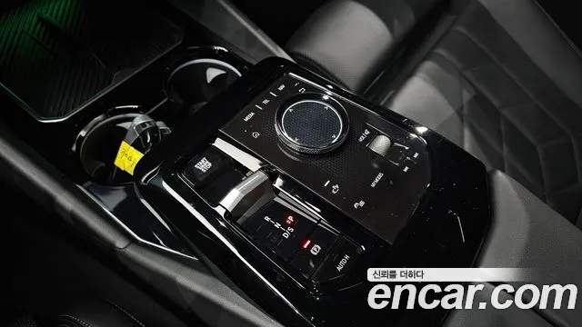 BMW 5 Series G60 — Фото автомобиля 9