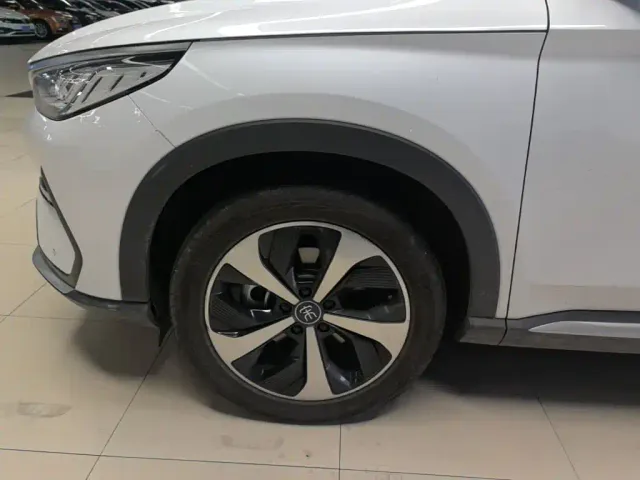 BYD Song PLUS — Фото автомобиля 22